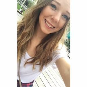 Meet your Posher, Caitlin